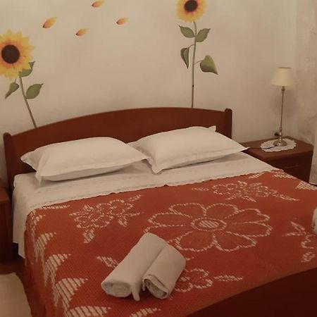 Apartman Bogdan Jelsa  Exterior foto